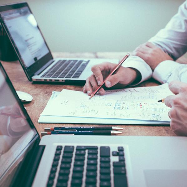 Analyst – Full Stack Developer (m/w/d)